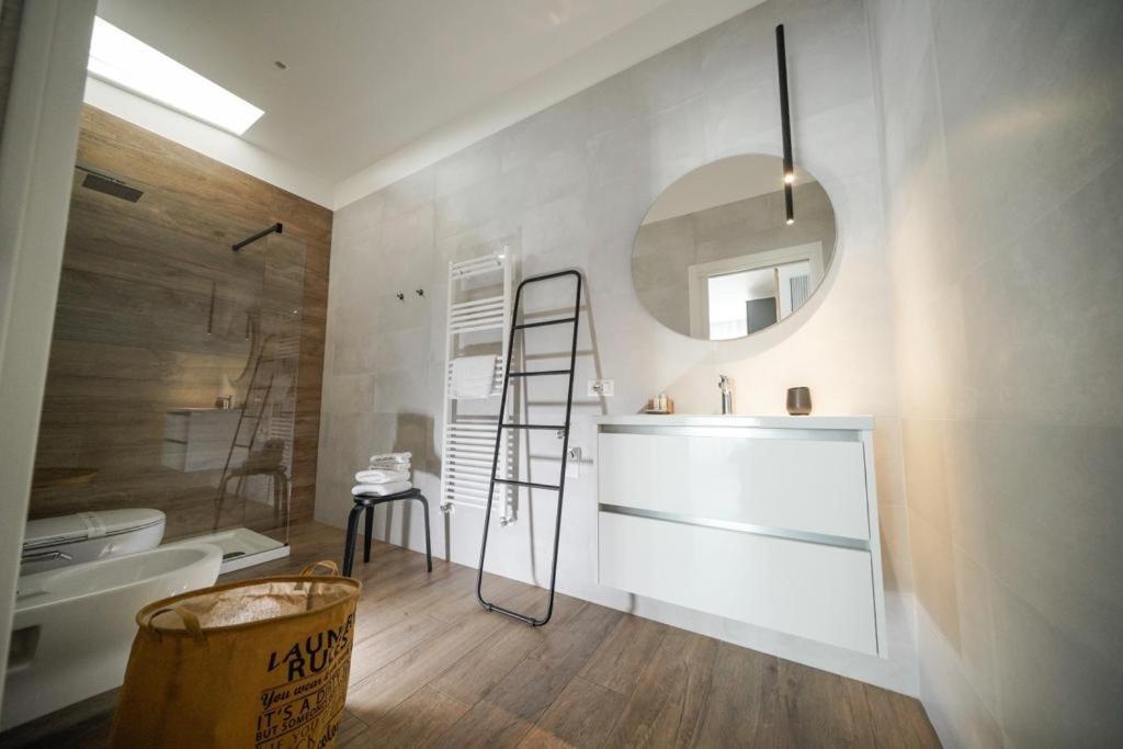 Run House 07 Rooms & Apartments Cassano delle Murge Bagian luar foto