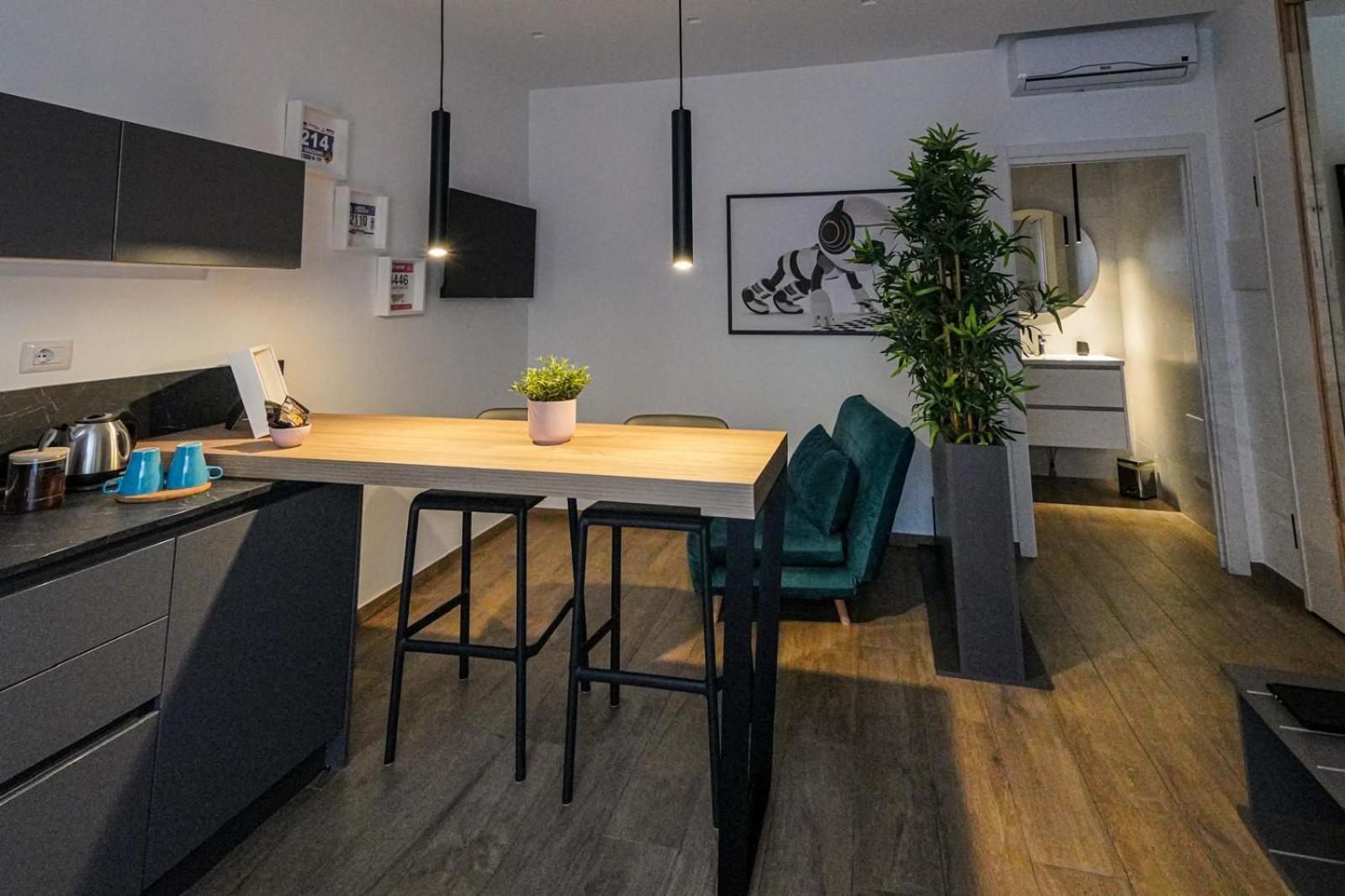 Run House 07 Rooms & Apartments Cassano delle Murge Bagian luar foto